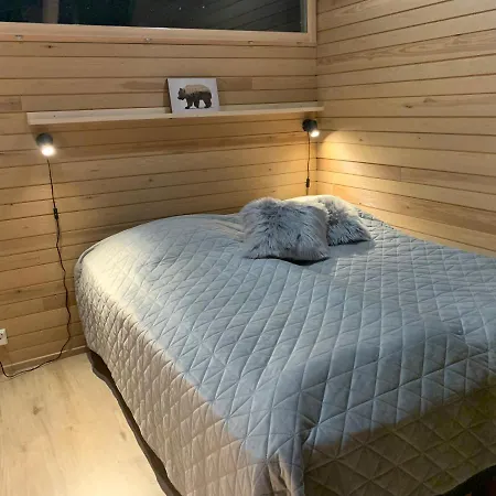 Auroras Kettu Ferienhaus