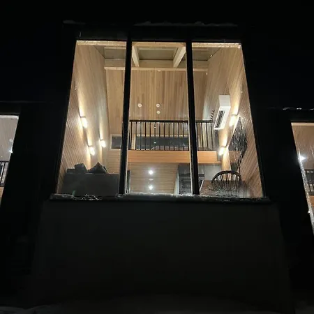 Auroras Kettu * Syöte